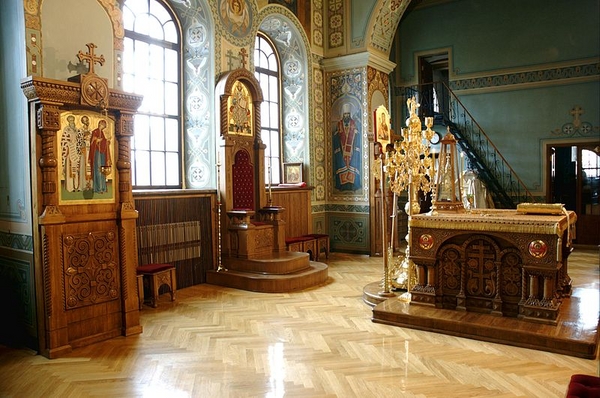 Altar in Ioninsky monastery res